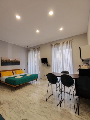 Lily Apartments